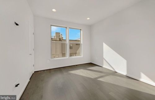 5134 Randolph Rd, Rockville MD 20852-2242 exterior