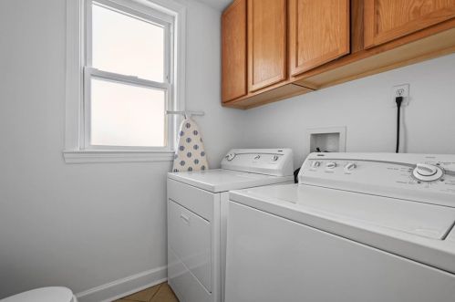 1233 Biltmore Ave, Pittsburgh PA  15216-2354 exterior