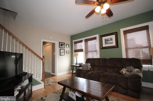 29 Roland Rd, Chester PA 19015-3051 exterior