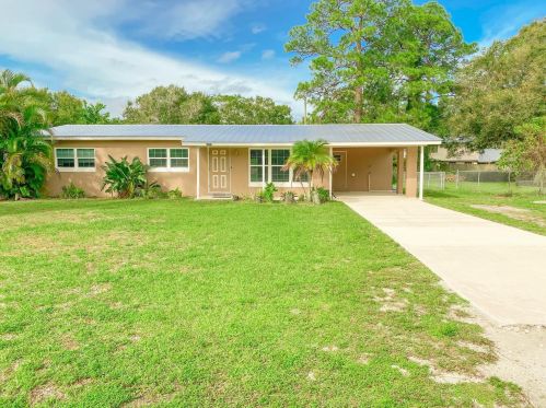 3259 Lewis St, Fort Pierce, FL 34981-5228