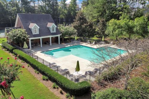 2132 Innsfail Dr, Lithonia GA  30078-2059 exterior