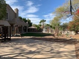 1340 Amberwood Dr, Phoenix AZ 85048-9314 exterior