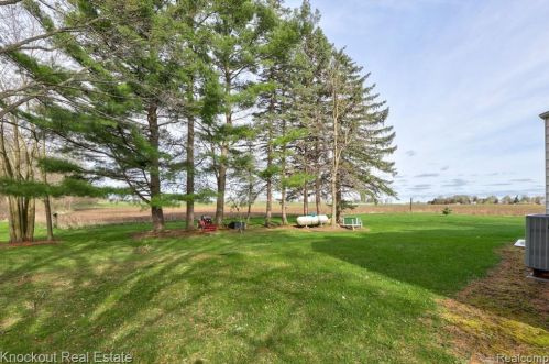 5450 Atkins Rd, Vassar MI 48768-9479 exterior