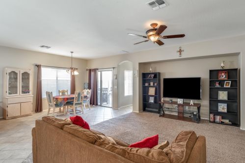 4633 Cottontail Rd, Phoenix, AZ 85086-1454