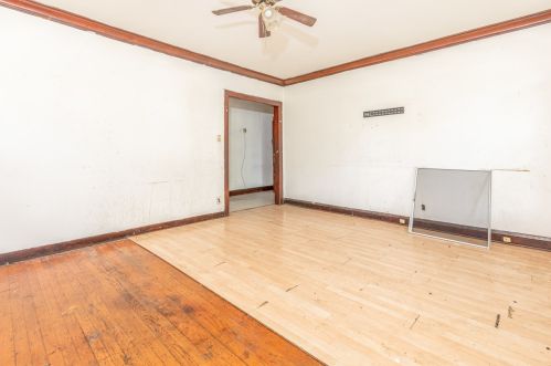 6203 Hermitage Ave, Chicago IL 60660-1103 exterior