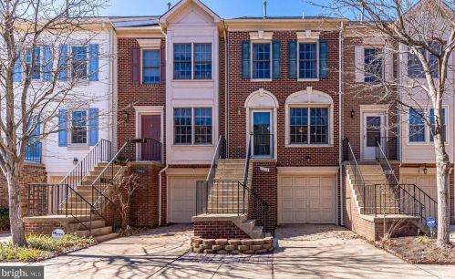 7814 Colonial Springs Blvd, Alexandria, VA 22306-2864