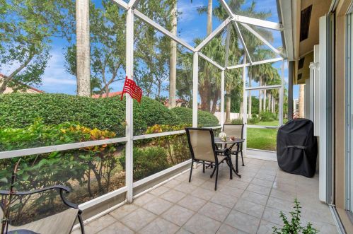 9647 Cres Vw Dr, Boynton Beach FL 33437-5929 exterior