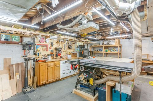 753 Innes St, Grand Rapids MI 49503-3518 exterior