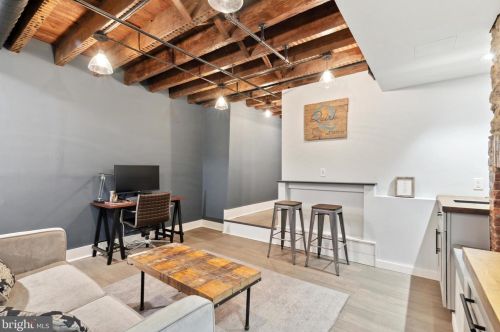 4328 Fleming St, Philadelphia PA 19128-4809 exterior