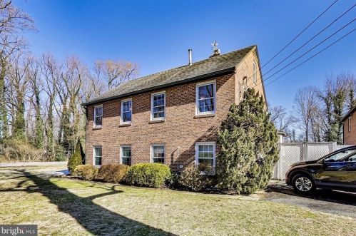 1101 Morningside Ln, Alexandria, VA 22308-1022