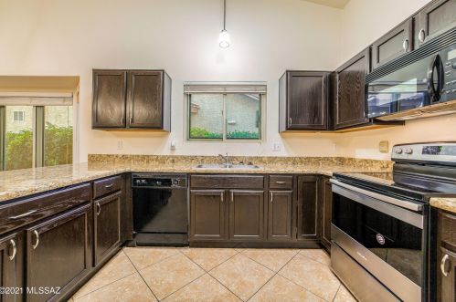 7629 Freshwater Pearl Dr, Tucson AZ  85747-5728 exterior