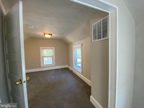 125 Railroad Ave, Blenheim NJ 08012-2836 exterior