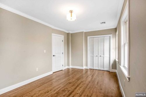 170 Quackenbush Ave, Dumont NJ 07628-3037 exterior