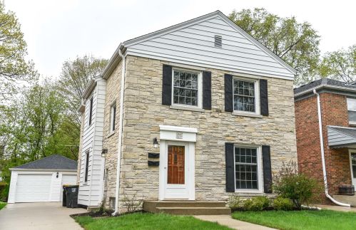 2657 63rd St, Milwaukee, WI 53213-1549