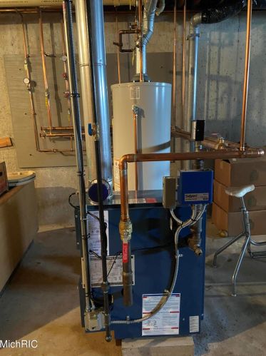 1322 Colburn Ave, Big Rapids MI 49307-1618 exterior