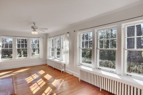 1709 Beaver Grade Rd, Moon Twp PA 15108-3103 exterior