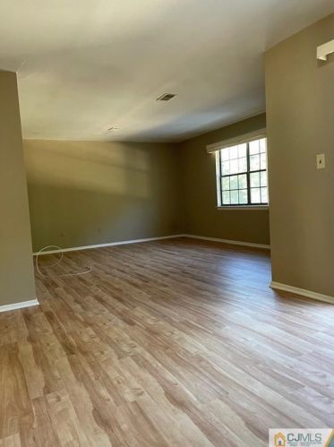 40-2 Prospect St, Metuchen NJ  08840-2288 exterior