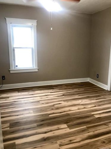 39 Broad St, Middletown NY 10940-3927 exterior