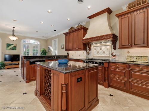 1738 Sedgwick St, Chicago IL 60614-4619 exterior