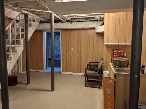 1283 Carolyn Dr, Atlanta GA 30329-3547 exterior