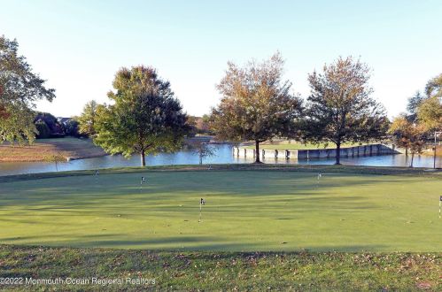 2 Arcadia Dr, Lakehurst NJ 08759-6160 exterior