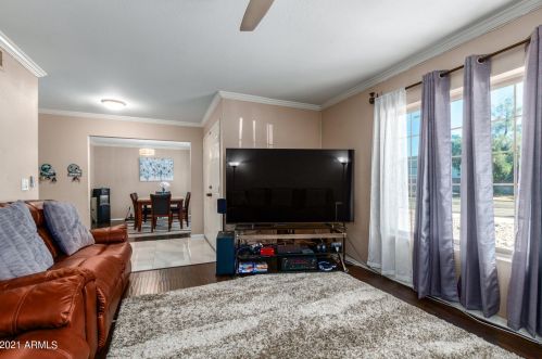 15614 29 Ave, Phoenix AZ 85053-4056 exterior