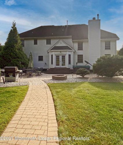 9 Cedarview Ave, Jackson Twp, NJ 08527-4886