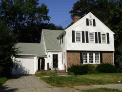 16 Morrill St, Newton, MA 02465-1318