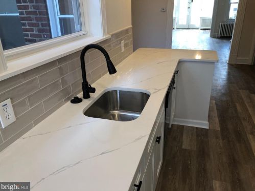 437 Godfrey Ave, Philadelphia PA 19126-3834 exterior