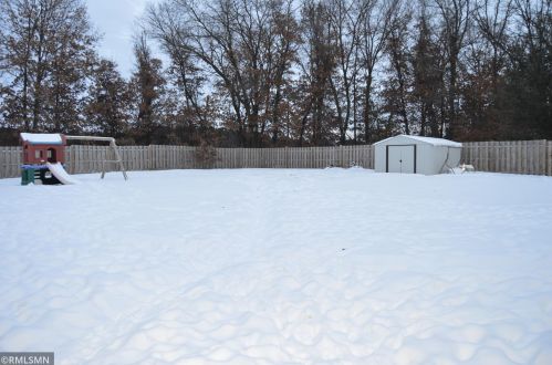 7050 Spruce Dr, Princeton MN 55371-6091 exterior