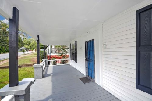 1330 Allene Ave, Atlanta, GA 30310-4318