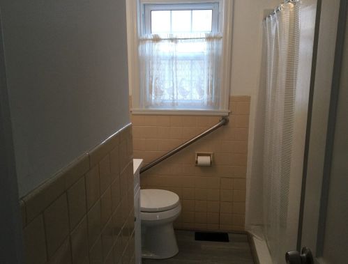 26 Bailey St, Worcester MA 01602-2207 exterior