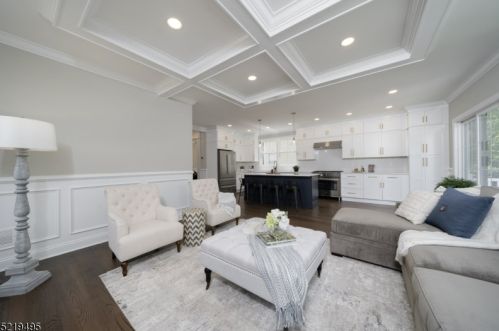 26 Minton Ave, Chatham Township NJ  07928-2740 exterior