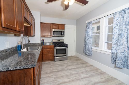 4802 Beloit Rd, Milwaukee WI 53214-3520 exterior