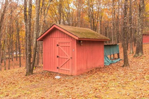 310 Comfort Trl, Montgomery NY 12549-1977 exterior