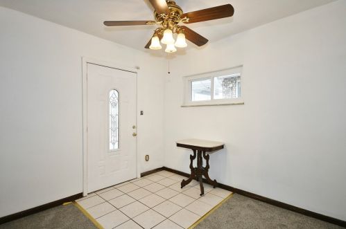 374 Lamarido St, Pittsburgh, PA 15226-1331