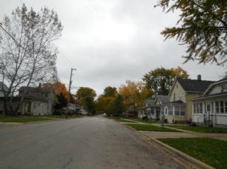 341 Simms St, Aurora IL  60505-5181 exterior