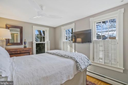 325 Patrick St, Alexandria VA 22314-2443 exterior