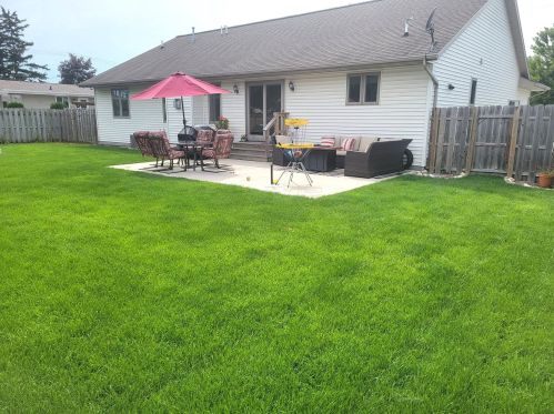 911 43 St, Manitowoc WI 54220-3012 exterior