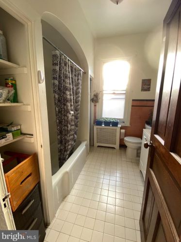 3204 Cv Rd, Camden NJ 08110-3512 exterior