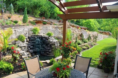 1051 Barberry Ln, Saint Louis MO 63122-5113 exterior