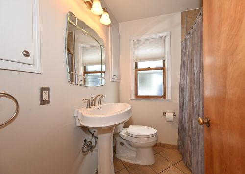 6326 Wright St, Milwaukee WI 53212-2940 exterior