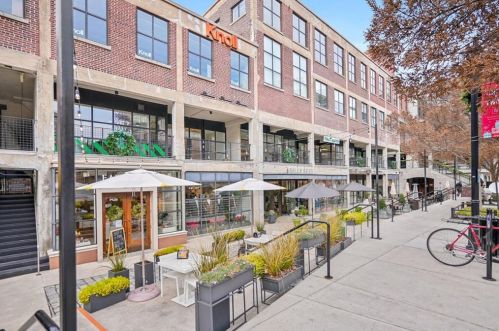 1100 Howell Mill Rd, Atlanta GA  30318-8641 exterior