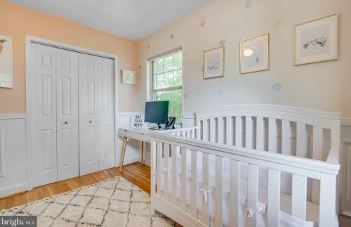 3737 Jason Ave, Alexandria VA 22302-1811 exterior