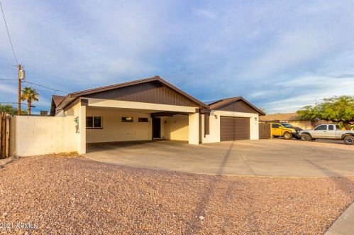 3242 Emile Zola Ave, Phoenix AZ 85032-6331 exterior