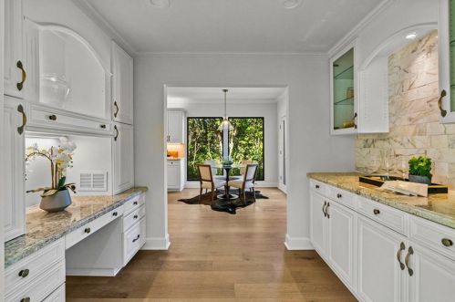 1027 Challenger, Austin TX 78734-4211 exterior