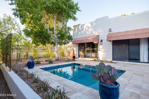 6184 28th Pl, Phoenix AZ  85016-2156 exterior