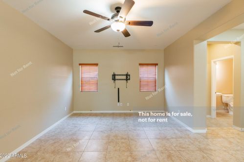 15925 21st Ln, Phoenix AZ  85023-9207 exterior