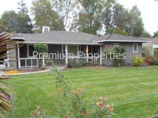 28 Dawn Dr, Concord CA  94523-3011 exterior