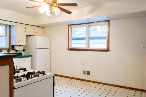 3733 80, Milwaukee WI 53214-1431 exterior